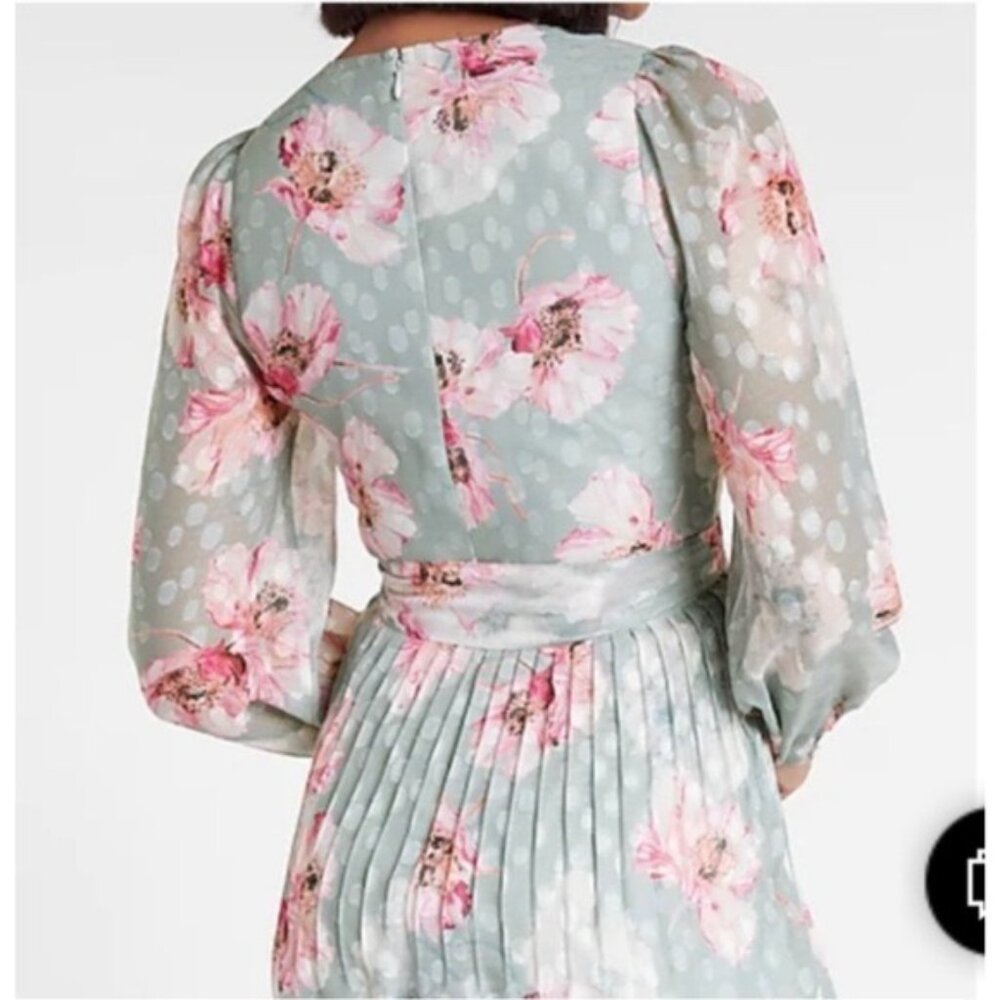 NWT Express floral long sleeve pleated wrap front romper spring M - Picture 2 of 12